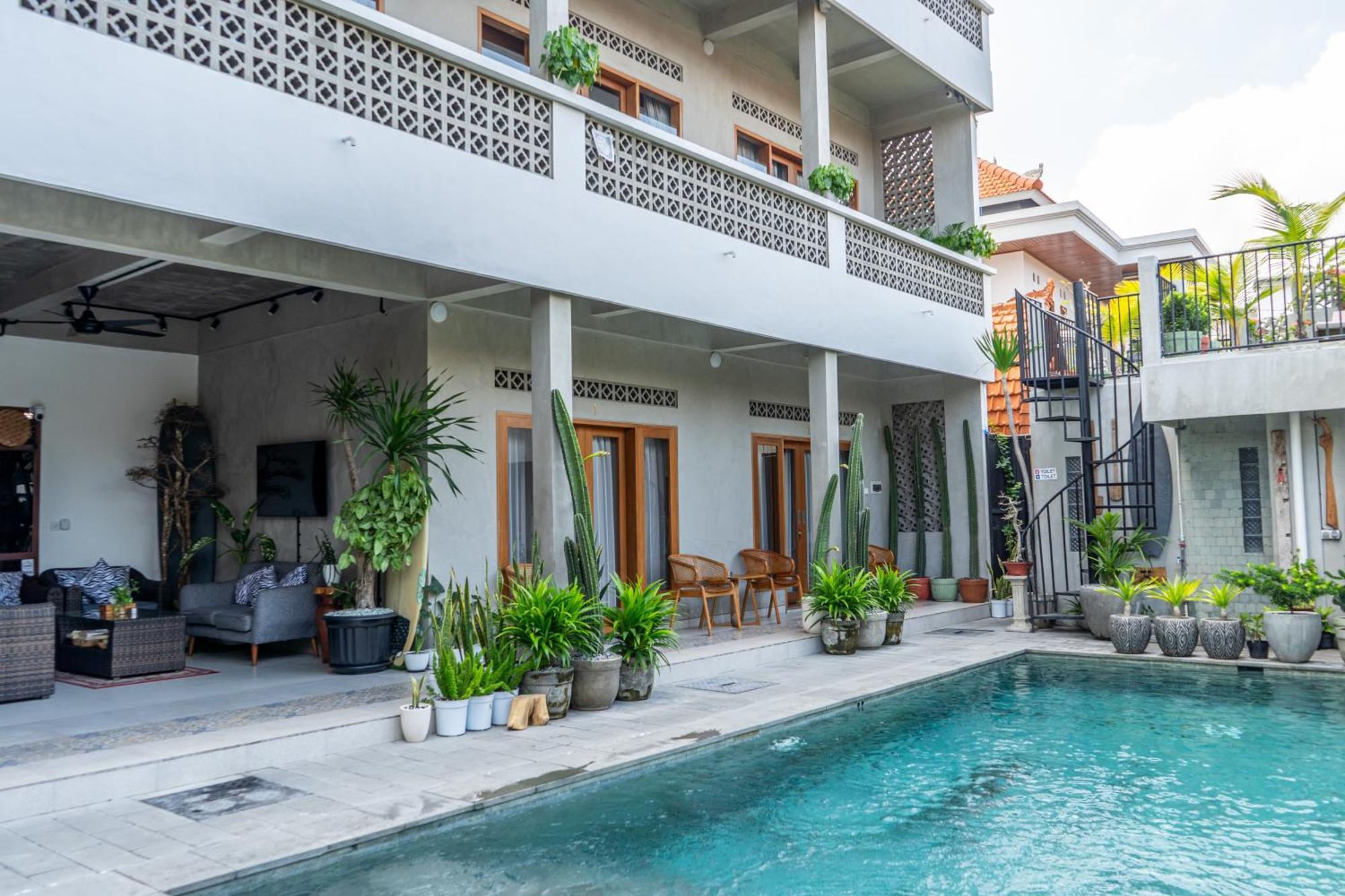 The Breeze Stay And Surf Canggu Dış mekan fotoğraf